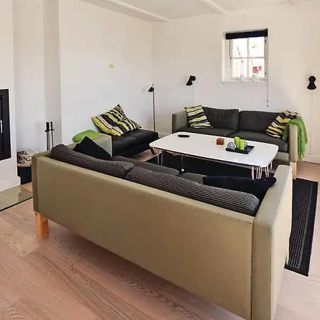 Apartamento Two-bedroom In *